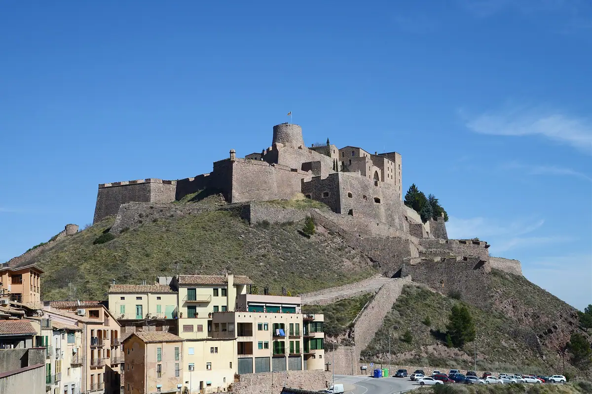 A fortress on one hill, a mountain of salt on the next.