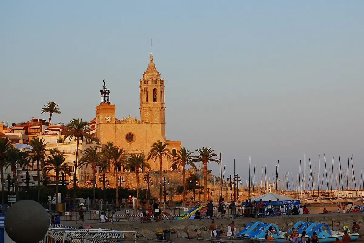 Sant Bartomeu, on the rock between the two beaches.